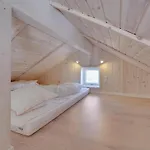 Jonna - 700m From The Sea By Interhome *