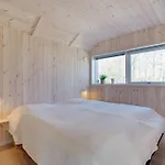 Ferienhaus Jonna - 700m From The Sea By Interhome *