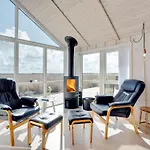 Ferienhaus Jonna - 700m From The Sea By Interhome