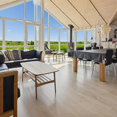 度假居 Jonna - 700m From The Sea By Interhome
