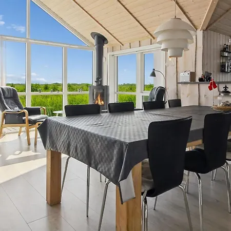 Jonna - 700m From The Sea By Interhome Feriehus